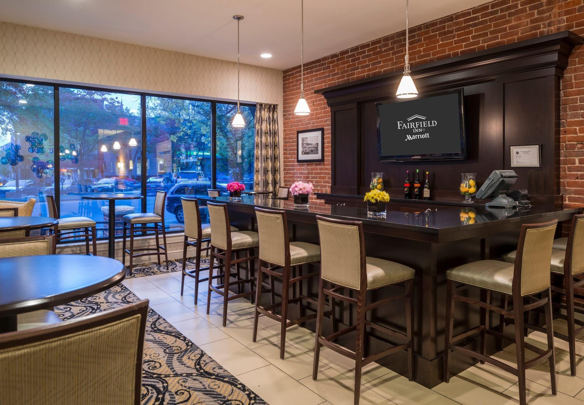 Fairfield Inn & Suites By Marriott Keene Downtown Kültér fotó