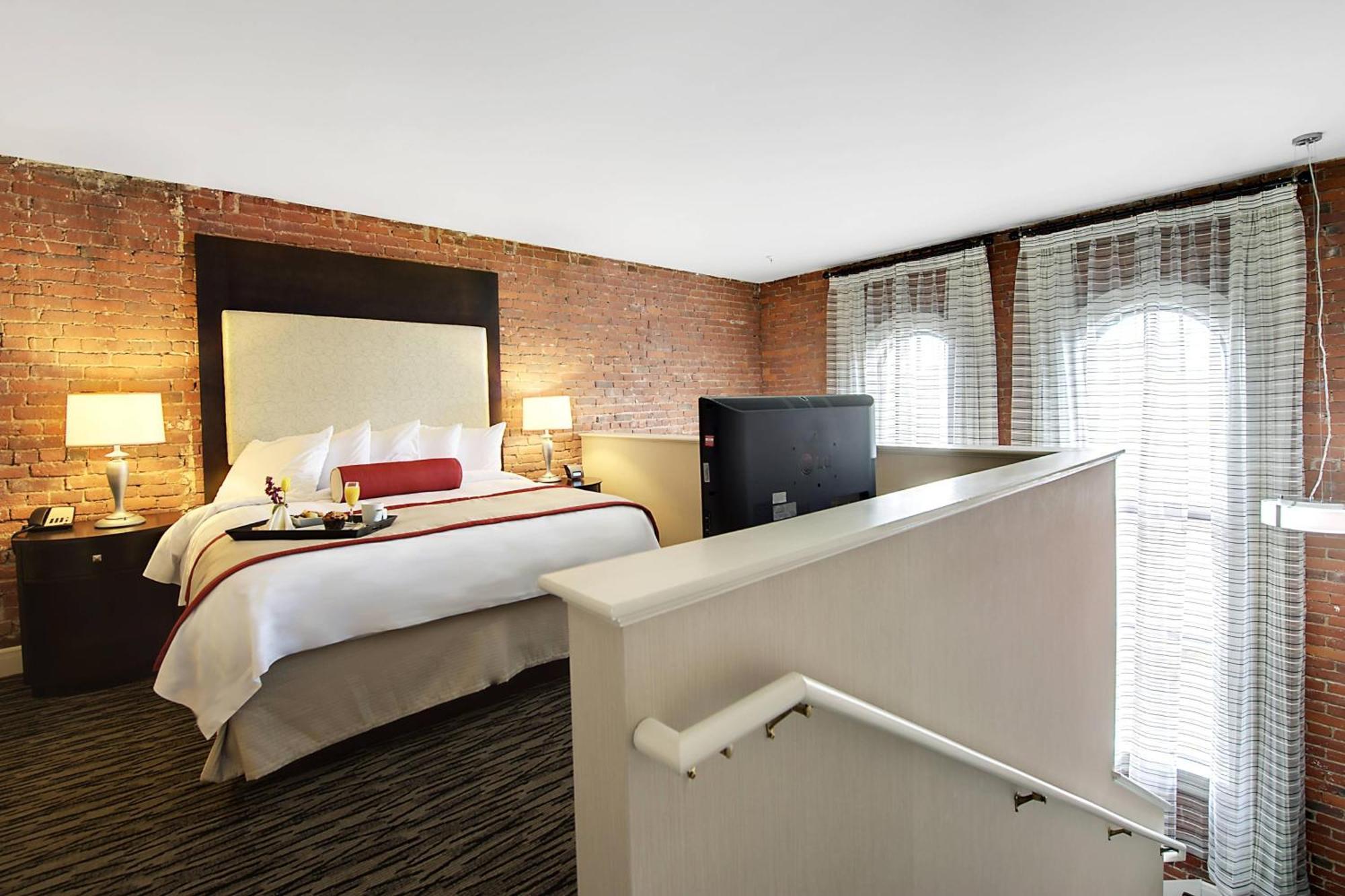 Fairfield Inn & Suites By Marriott Keene Downtown Kültér fotó
